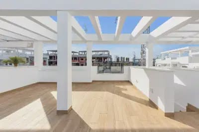 2 sovrum Takvåning till salu i Torrevieja med pool garage - 363 000 € (Ref: 10080443)
