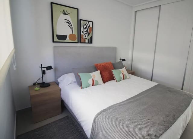 4 Zimmer Haus zu verkaufen in Pilar de la Horadada ciudad, Pilar de la Horadada mit Garage - 384.900 € (Ref: 10080449)