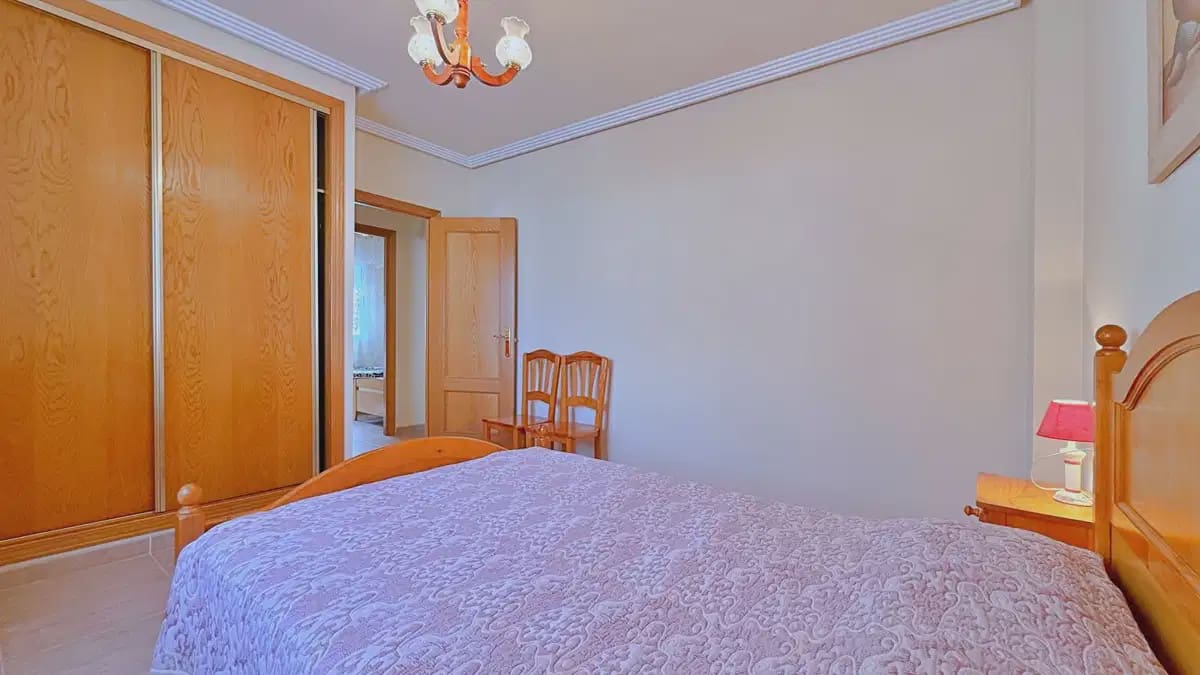 4 Zimmer Villa zu verkaufen in Orihuela mit Pool Garage - 379.000 € (Ref: 10085497)