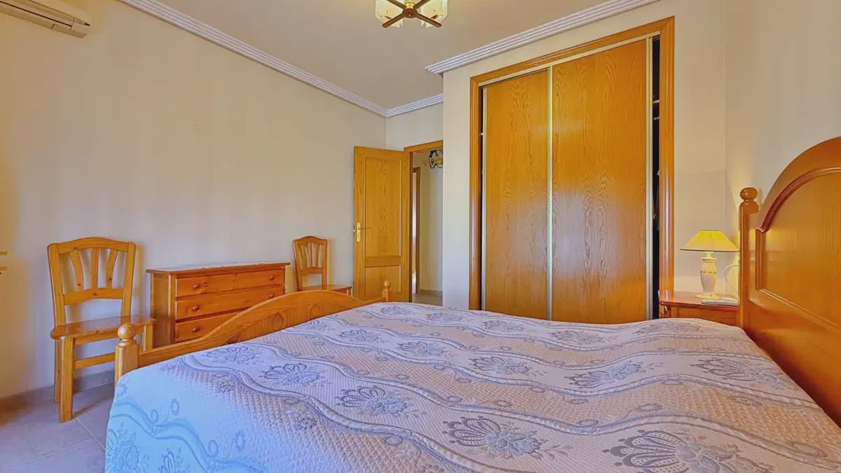 4 Zimmer Villa zu verkaufen in Orihuela mit Pool Garage - 379.000 € (Ref: 10085497)