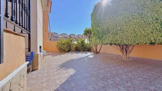 4 Zimmer Villa zu verkaufen in Los Balcones - Los Altos, Orihuela mit Pool Garage - 379.000 € (Ref: 10085497)