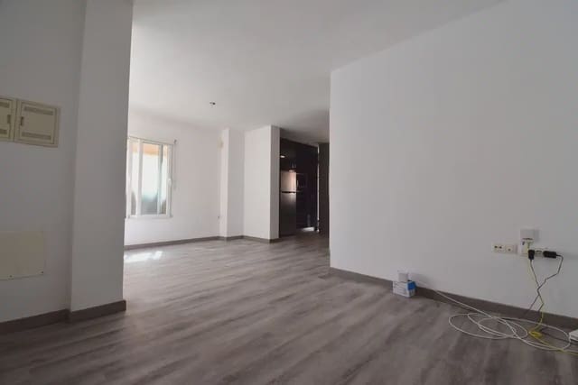 Chalet de 3 habitaciones en Playa Flamenca, Orihuela en venta con piscina garaje - 429.000 € (Ref: 10089932)