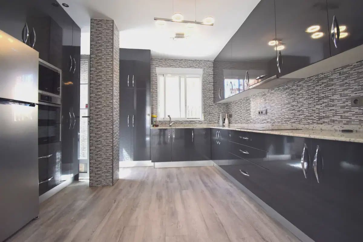 Chalet de 3 habitaciones en Playa Flamenca en venta con piscina garaje - 429.000 € (Ref: 10089932)