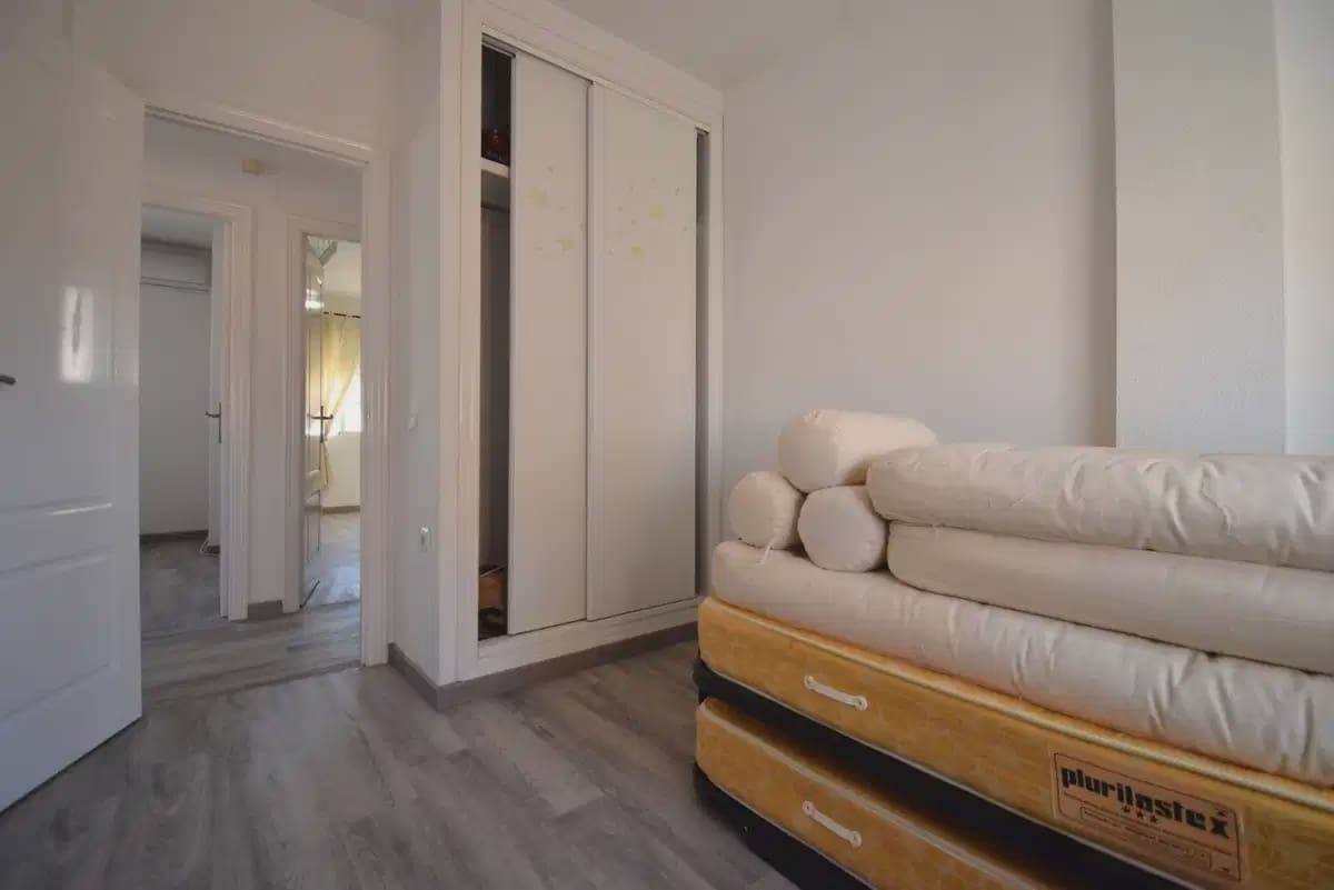 Chalet de 3 habitaciones en Playa Flamenca en venta con piscina garaje - 429.000 € (Ref: 10089932)