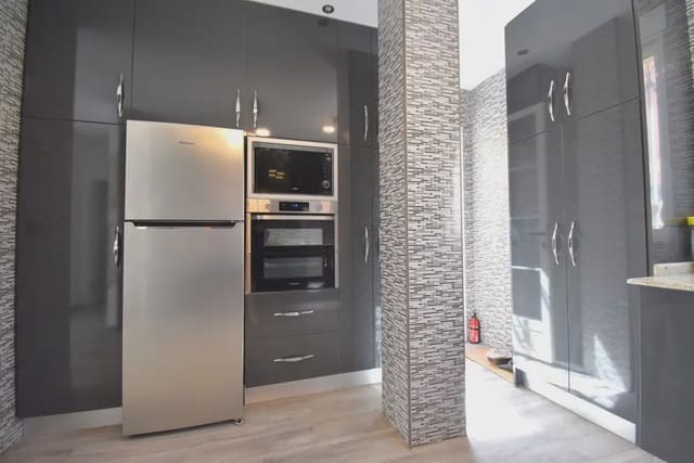 Chalet de 3 habitaciones en Playa Flamenca, Orihuela en venta con piscina garaje - 429.000 € (Ref: 10089932)