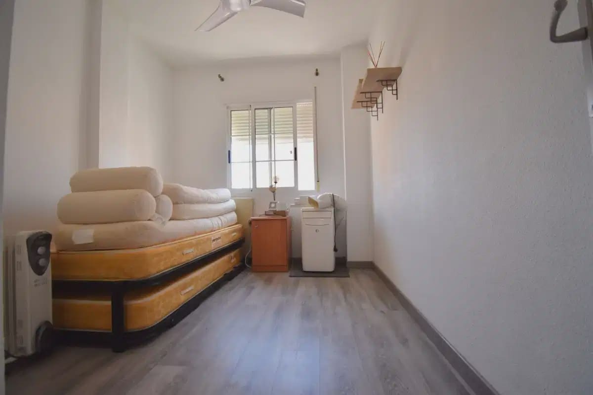 Chalet de 3 habitaciones en Playa Flamenca en venta con piscina garaje - 429.000 € (Ref: 10089932)
