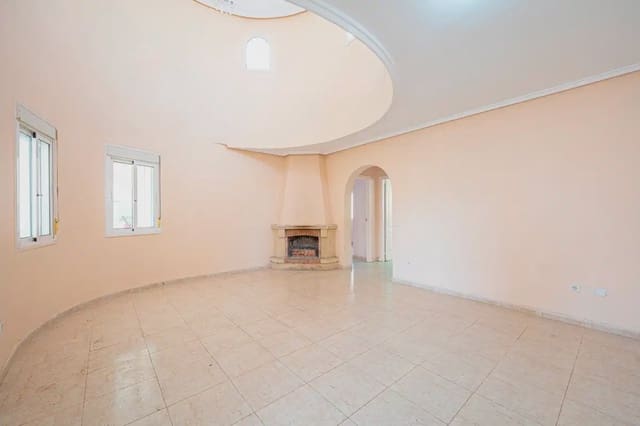 Chalet de 3 habitaciones en Ciudad Quesada, Rojales en venta con piscina garaje - 399.000 € (Ref: 10089935)