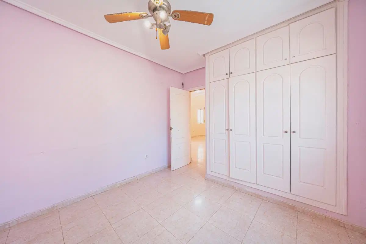 Chalet de 3 habitaciones en Ciudad Quesada en venta con piscina garaje - 399.000 € (Ref: 10089935)