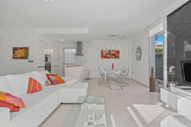 Chalet de 3 habitaciones en Ciudad Quesada, Rojales en venta con piscina garaje - 399.000 € (Ref: 10089937)