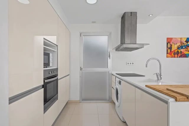 Chalet de 3 habitaciones en Ciudad Quesada, Rojales en venta con piscina garaje - 399.000 € (Ref: 10089937)