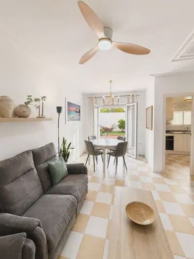 3 chambre Villa/Maison à vendre à Torrevieja avec garage - 399 000 € (Ref: 10089944)