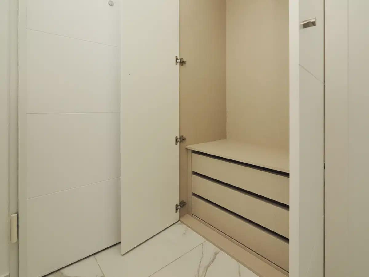 Apartamento de 2 habitaciones en Torrevieja en venta con piscina garaje - 326.900 € (Ref: 10091019)