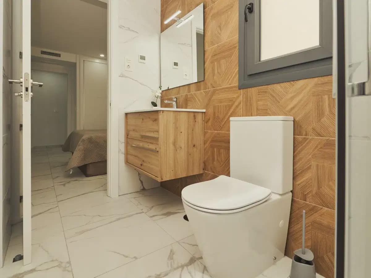 Apartamento de 2 habitaciones en Torrevieja en venta con piscina garaje - 326.900 € (Ref: 10091019)