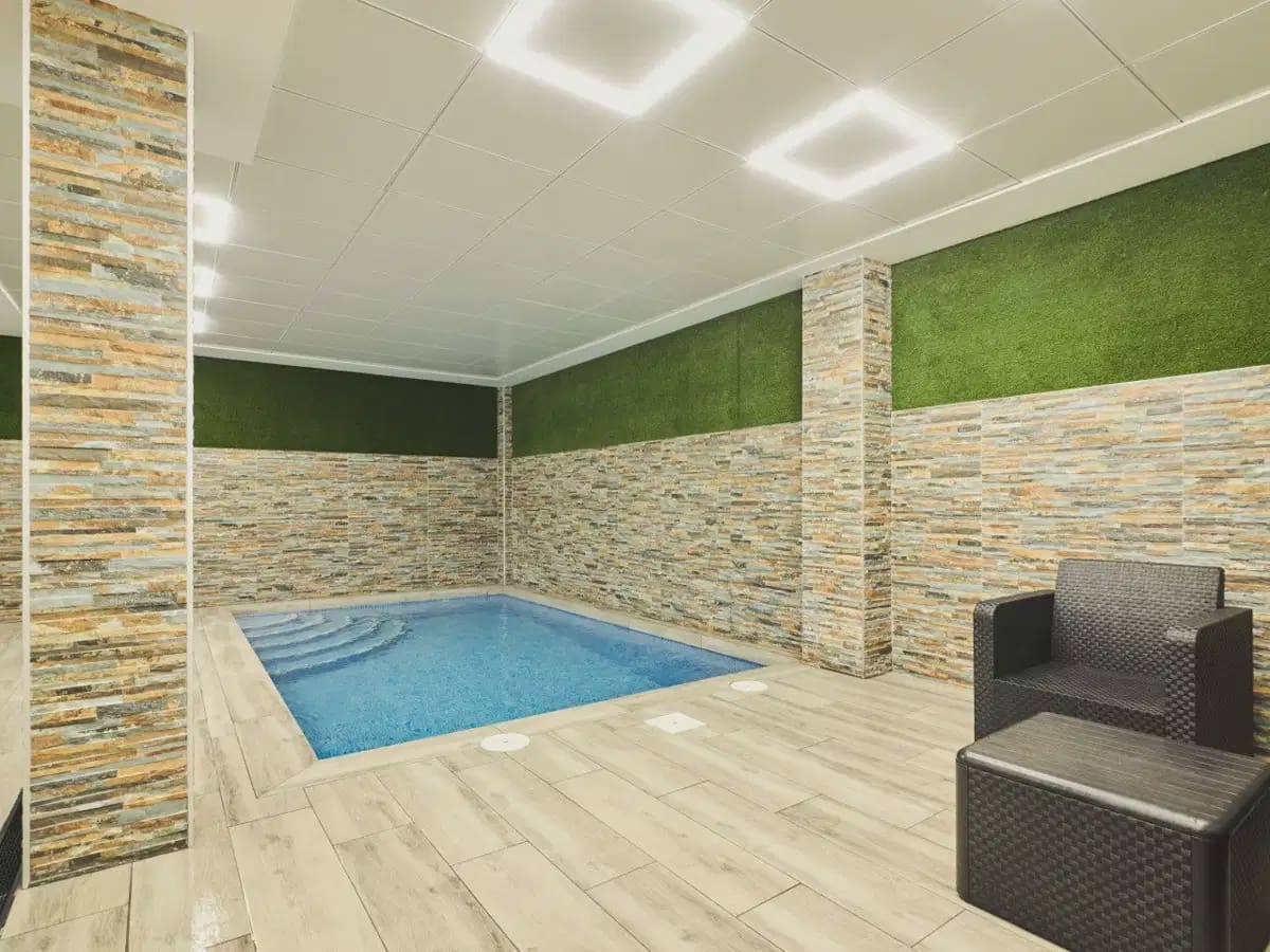 Apartamento de 2 habitaciones en Torrevieja en venta con piscina garaje - 326.900 € (Ref: 10091019)