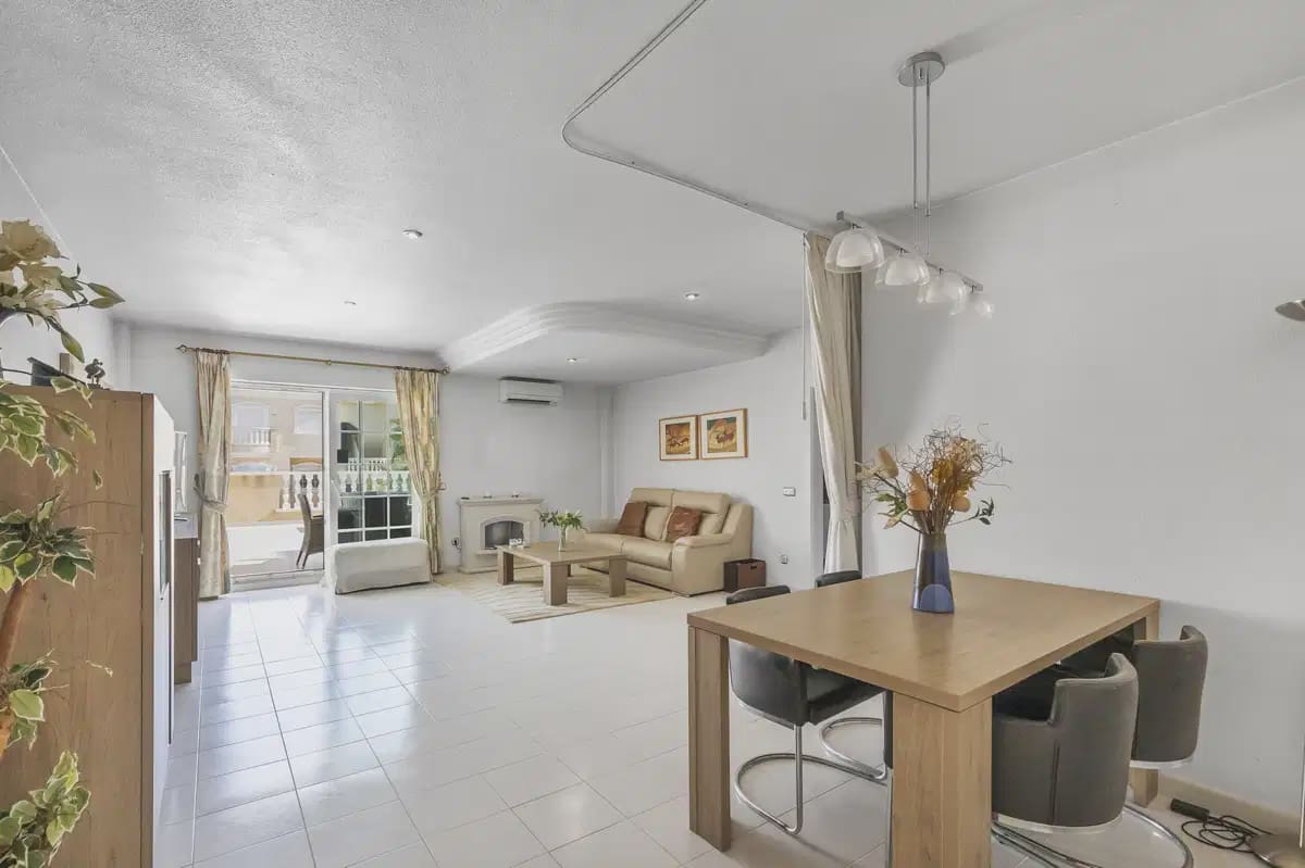 2 quarto Apartamento para venda em Guardamar del Segura com piscina garagem - 329 000 € (Ref: 10098644)