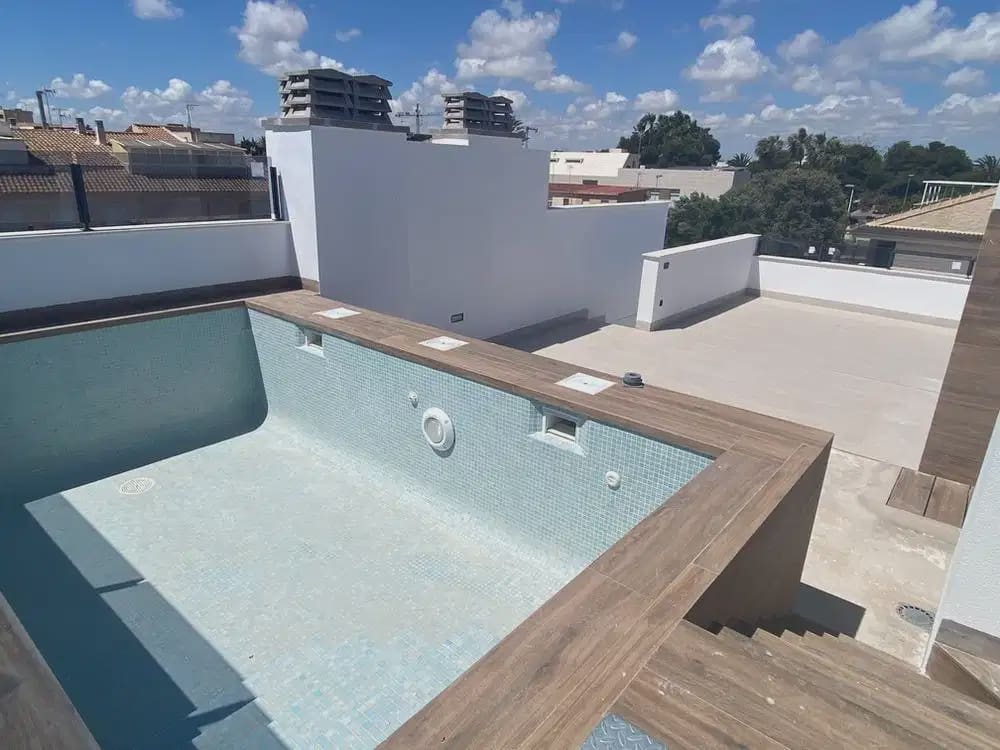 2 slaapkamer Bungalow te koop in San Pedro del Pinatar met zwembad garage - € 329.900 (Ref: 10098672)