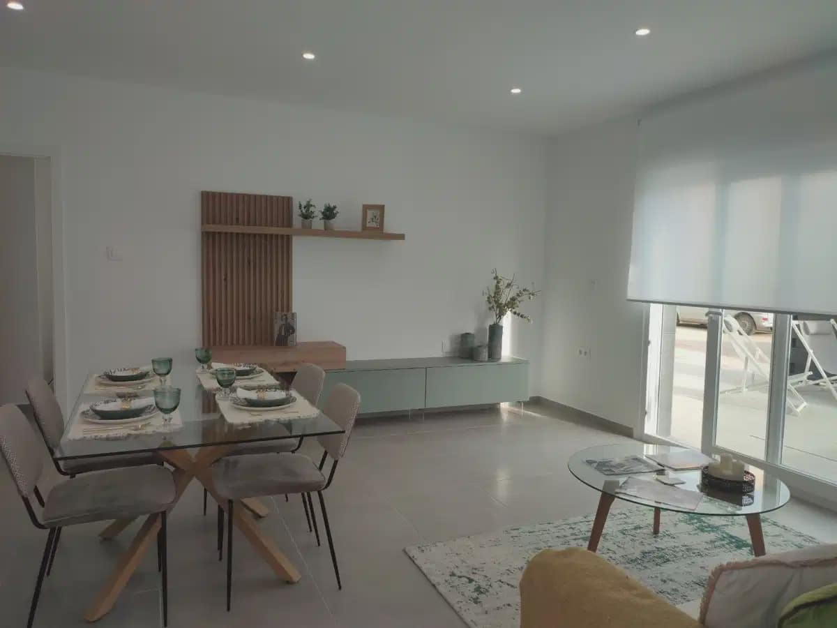 3 soveværelse Semi-Rækkehus til salg i Balsicas med swimmingpool garage - € 330.000 (Ref: 10098674)