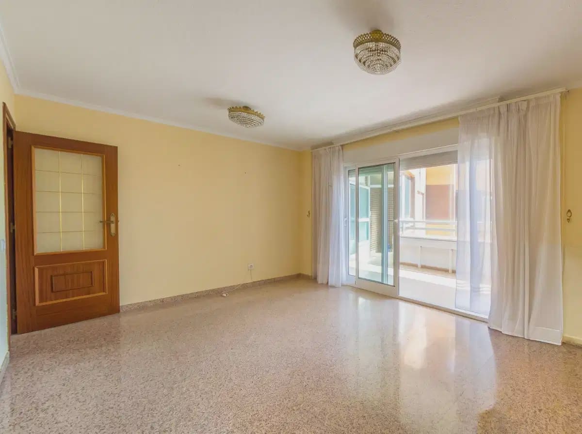 3 makuuhuone Huoneisto myytävänä paikassa Torrevieja mukana 
autotalli - 350 000 € (Ref: 10108839)