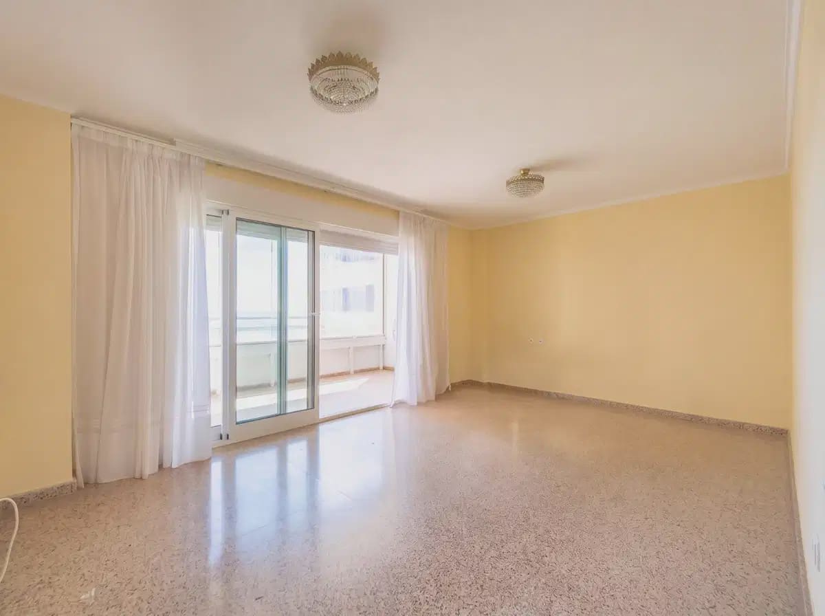 3 makuuhuone Huoneisto myytävänä paikassa Torrevieja mukana 
autotalli - 350 000 € (Ref: 10108839)