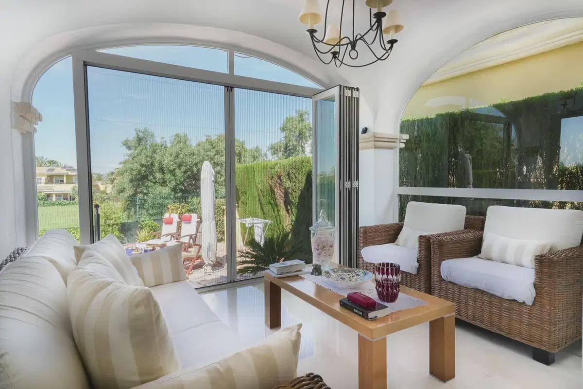 3 bedroom Villa for sale in Bonalba with pool - € 360,000 (Ref: 10108841)