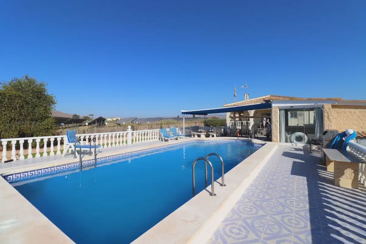 3 bedroom Villa for sale in Callosa de Segura with pool garage - € 350,000 (Ref: 10108843)