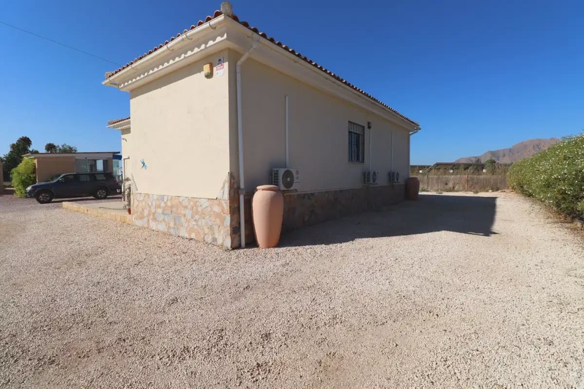 3 bedroom Villa for sale in Callosa de Segura with pool garage - € 350,000 (Ref: 10108843)