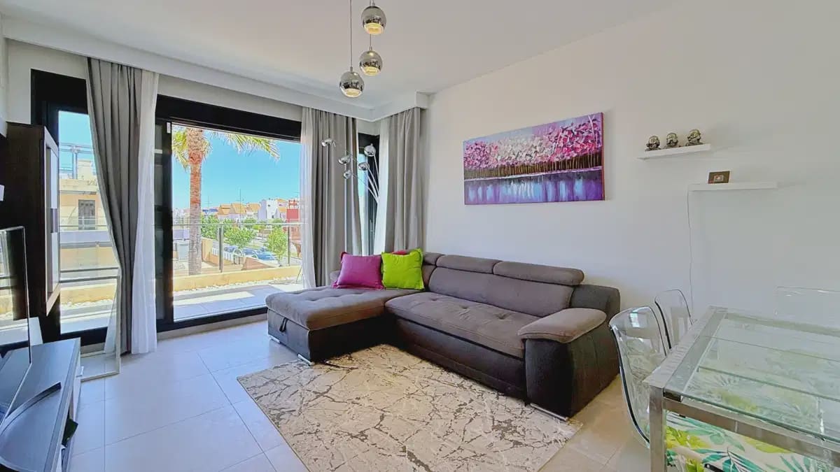 3 makuuhuone Kattohuoneisto myytävänä paikassa Pilar de la Horadada mukana uima-altaan - 349 000 € (Ref: 10108845)