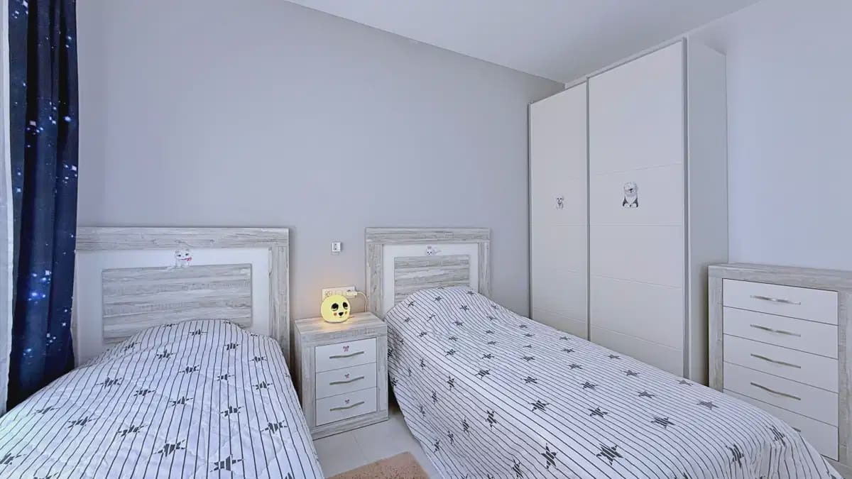3 makuuhuone Kattohuoneisto myytävänä paikassa Pilar de la Horadada mukana uima-altaan - 349 000 € (Ref: 10108845)