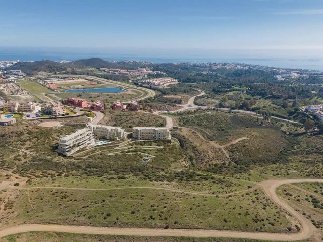 2 chambre Appartement à vendre à Hipódromo - Cerrado del Águila, Mijas avec piscine garage - 366 000 € (Ref: 10111066)