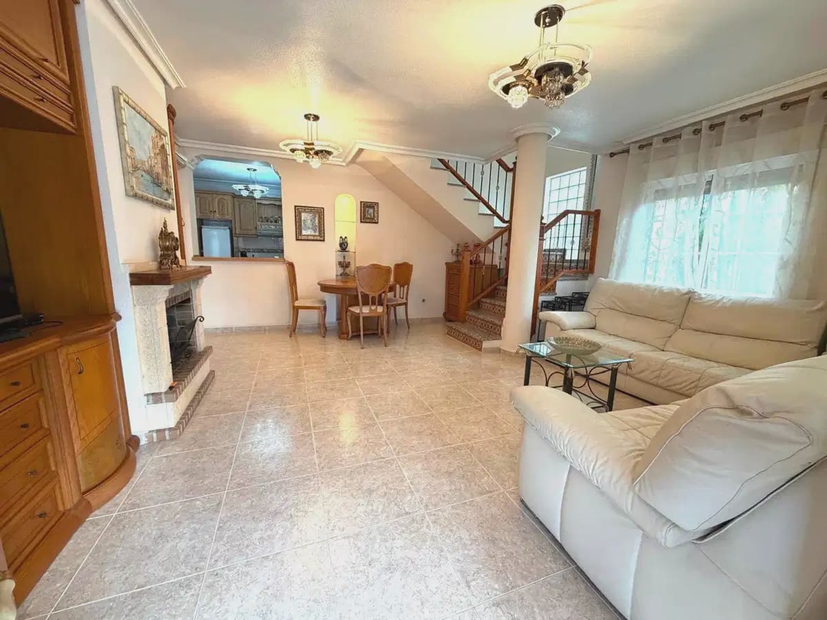 3 soverom Villa til salgs i Orihuela Costa med svømmebasseng - € 369 000 (Ref: 10111068)