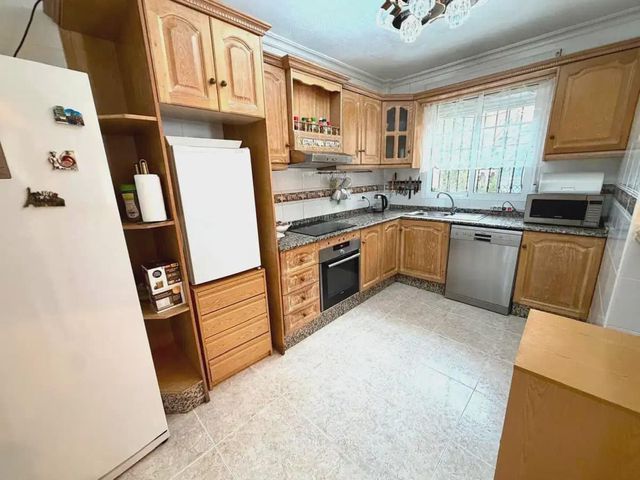 3 soverom Villa til salgs i Orihuela Costa, Orihuela med svømmebasseng - € 369 000 (Ref: 10111068)