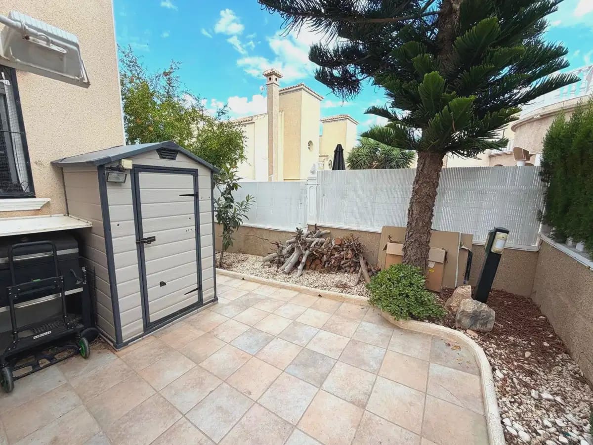 3 soverom Villa til salgs i Orihuela Costa med svømmebasseng - € 369 000 (Ref: 10111068)