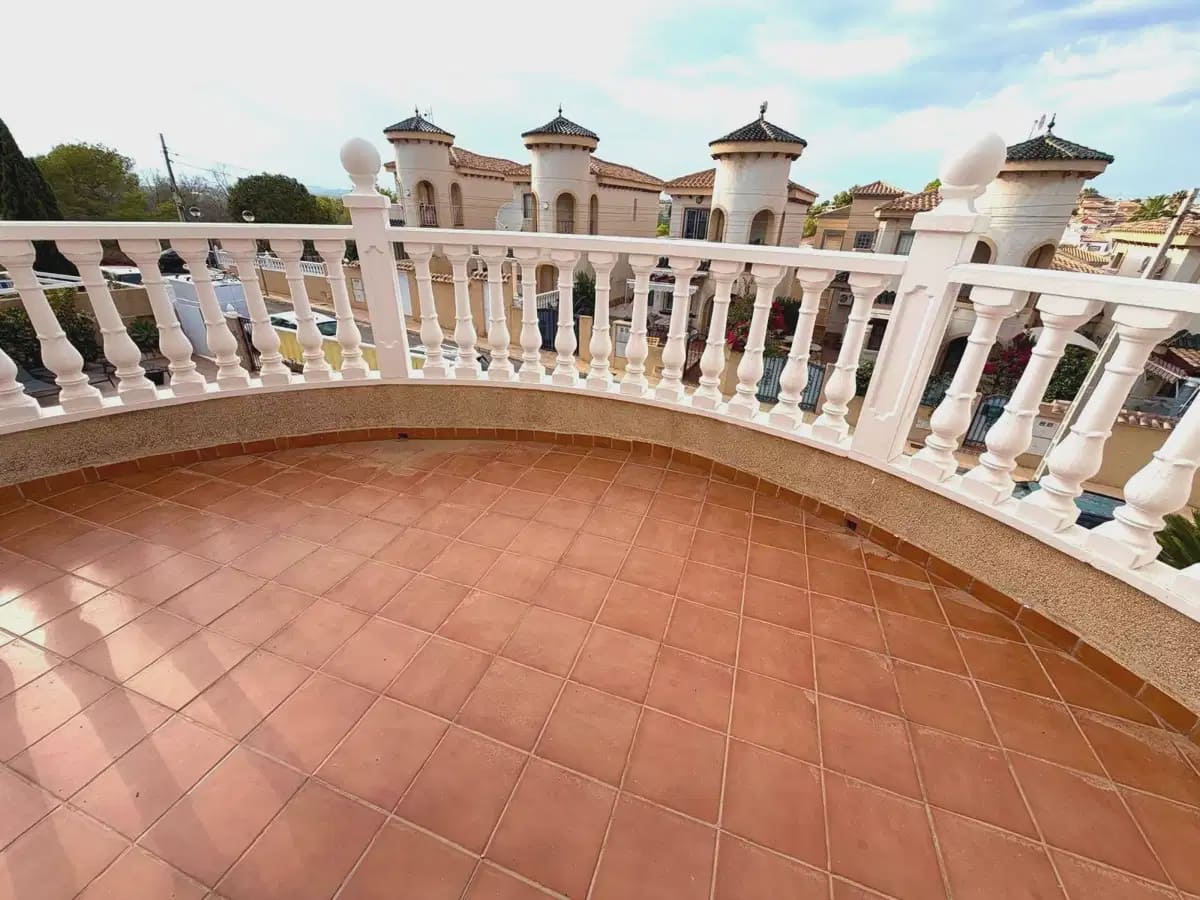 3 soverom Villa til salgs i Orihuela Costa med svømmebasseng - € 369 000 (Ref: 10111068)