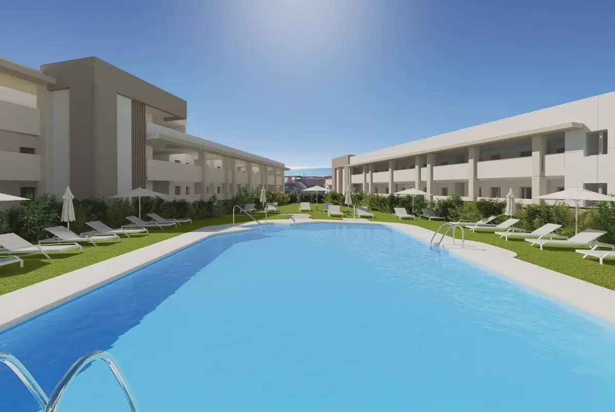 2 soverom Leilighet til salgs i Manilva med svømmebasseng garasje - € 375 000 (Ref: 10111069)