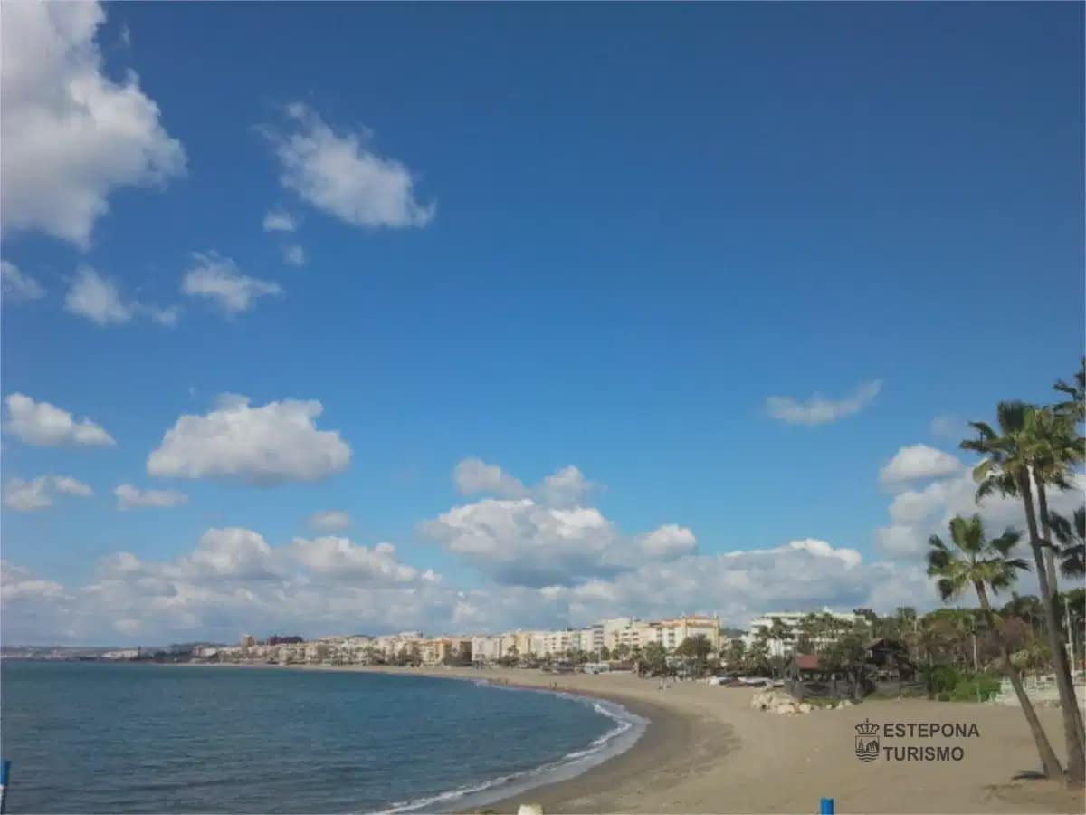 2 soveværelse Lejlighed til salg i Estepona med swimmingpool garage - € 370.000 (Ref: 10111083)