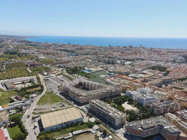 2 makuuhuone Kattohuoneisto myytävänä paikassa Los Rios, Mijas mukana uima-altaan 
autotalli - 395 000 € (Ref: 10114484)