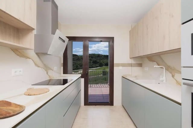3 bedroom Townhouse for sale in Parque Central, Estepona with pool - € 470,250 (Ref: 10120321)