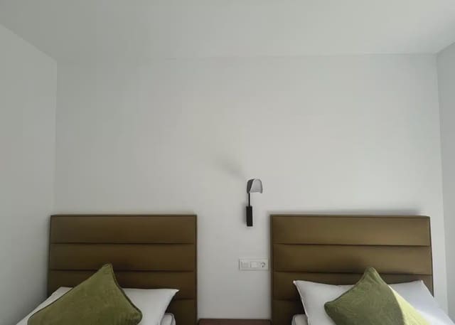 3 Zimmer Apartment zu verkaufen in Torrevieja mit Pool Garage - 370.000 € (Ref: 10132915)