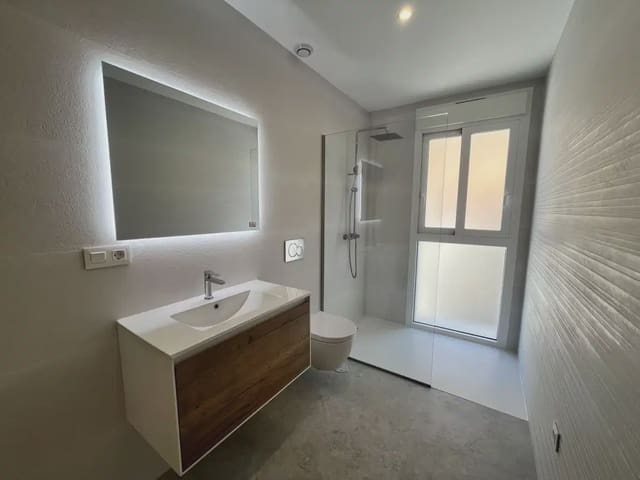 3 Zimmer Apartment zu verkaufen in Torrevieja mit Pool Garage - 370.000 € (Ref: 10132915)