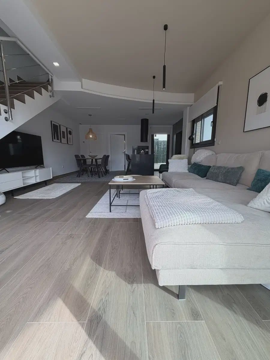 2 quarto Moradia para venda em Los Montesinos com piscina - 369 000 € (Ref: 10132917)