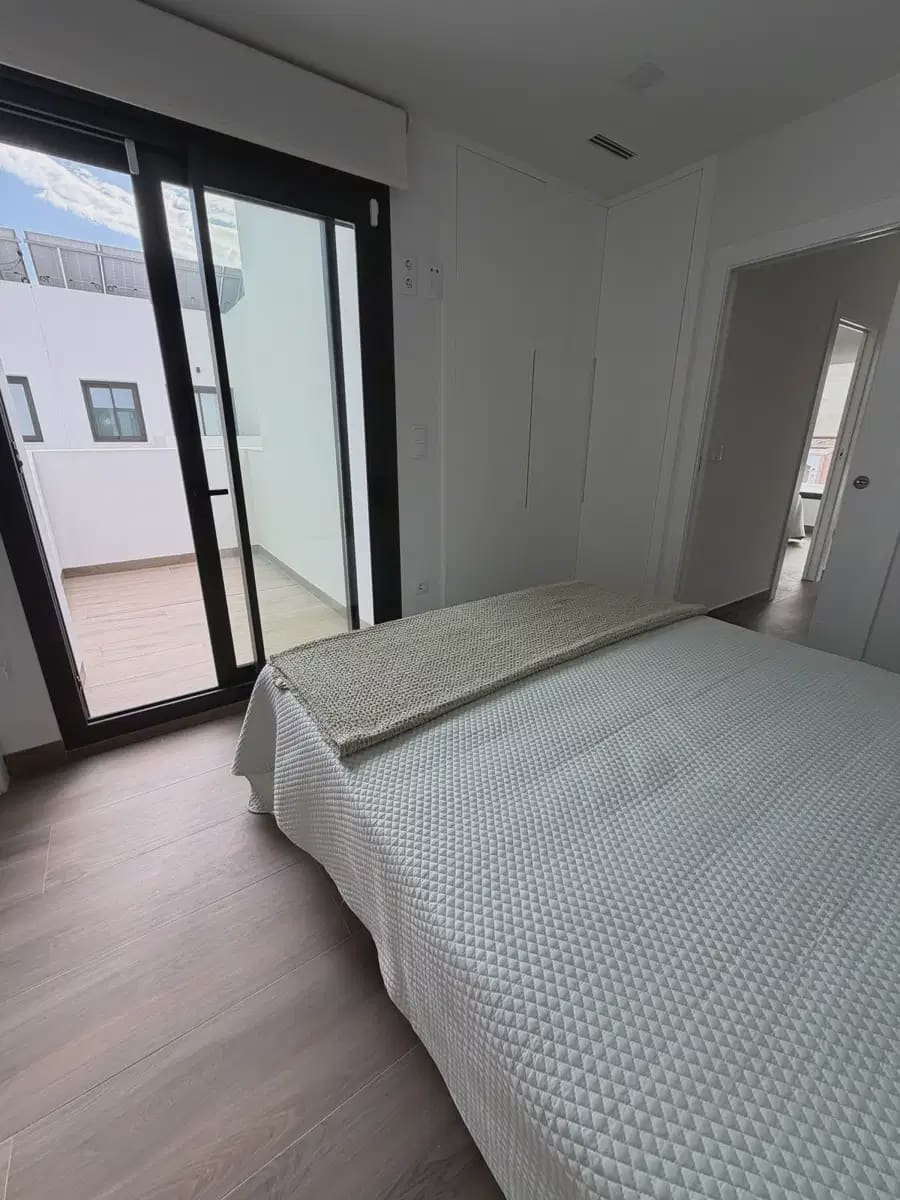 2 quarto Moradia para venda em Los Montesinos com piscina - 369 000 € (Ref: 10132917)