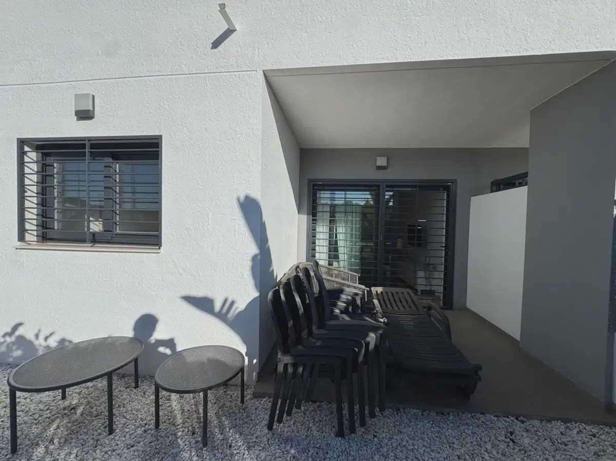 2 bedroom Apartment for sale in Pilar de la Horadada with pool - € 300,000 (Ref: 10135631)