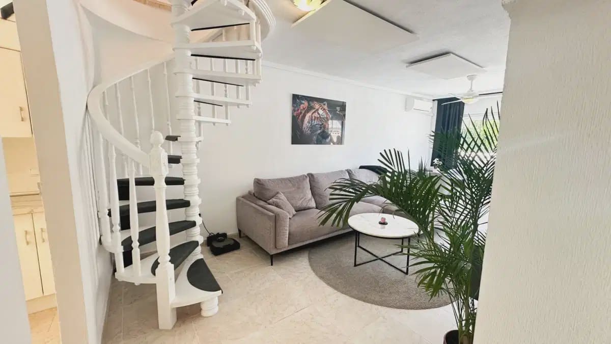 4 soverom Hus til salgs i Los Altos med svømmebasseng - € 314 900 (Ref: 10135635)