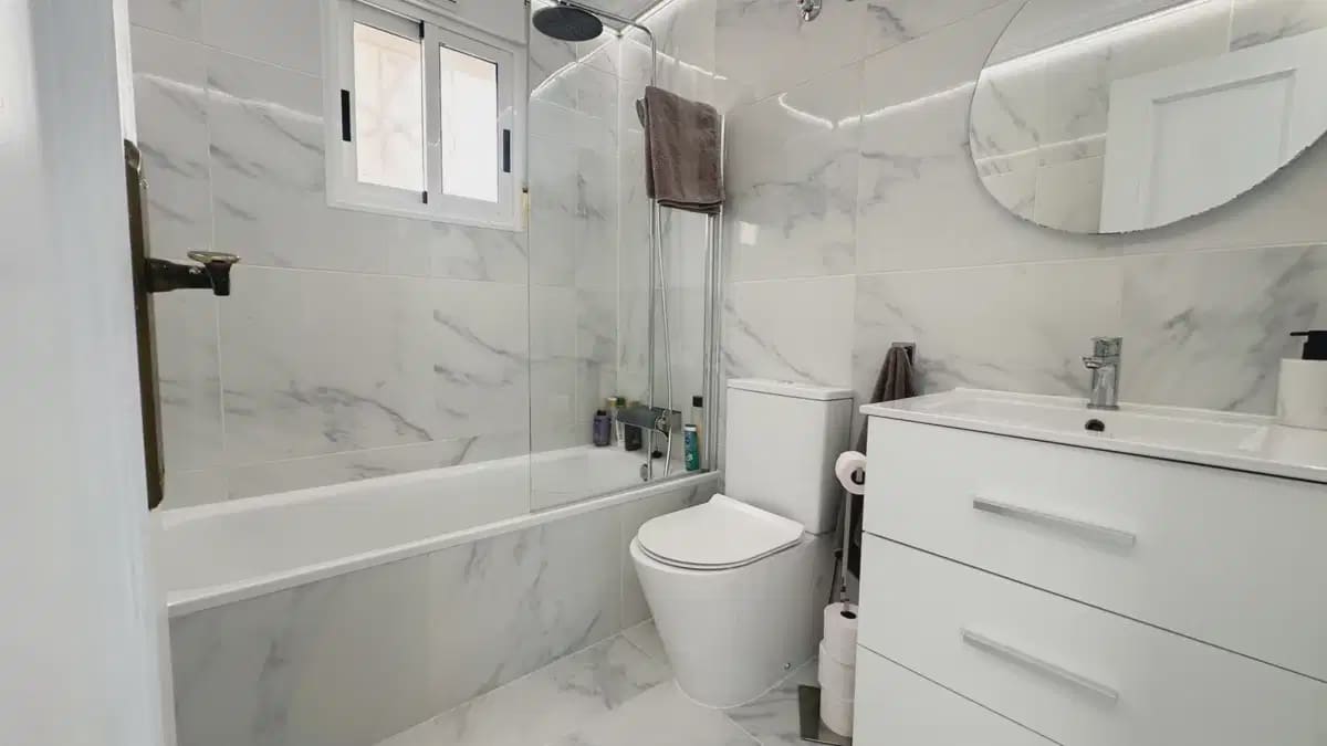4 soverom Hus til salgs i Los Altos med svømmebasseng - € 314 900 (Ref: 10135635)