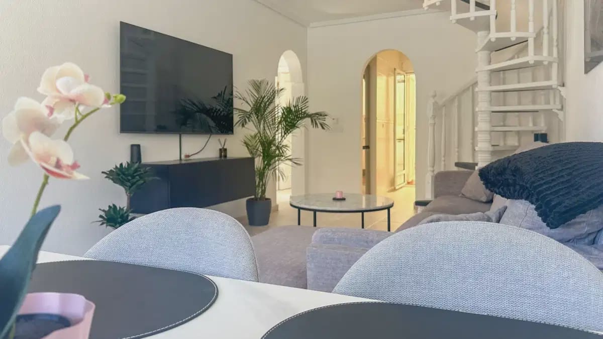 4 soverom Hus til salgs i Los Altos med svømmebasseng - € 314 900 (Ref: 10135635)