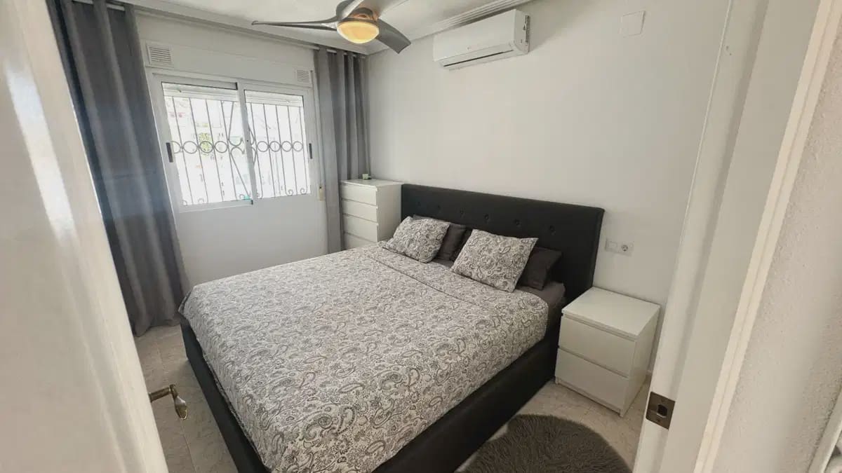 4 soverom Hus til salgs i Los Altos med svømmebasseng - € 314 900 (Ref: 10135635)