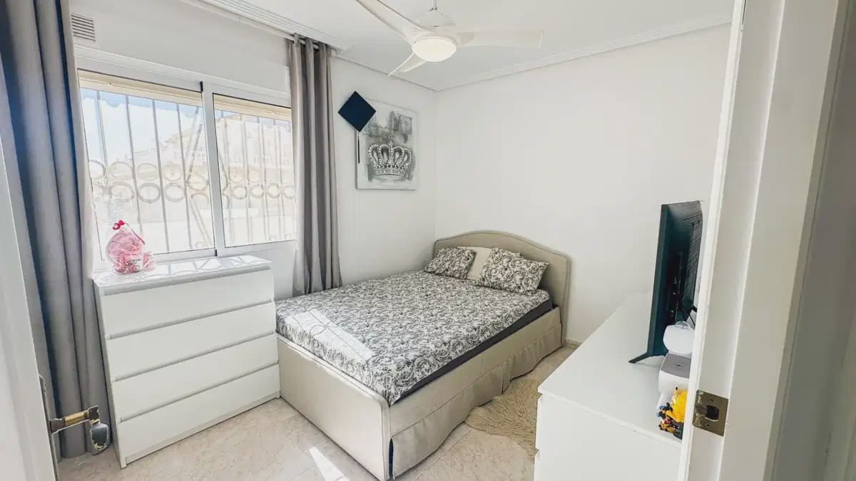 4 soverom Hus til salgs i Los Altos med svømmebasseng - € 314 900 (Ref: 10135635)