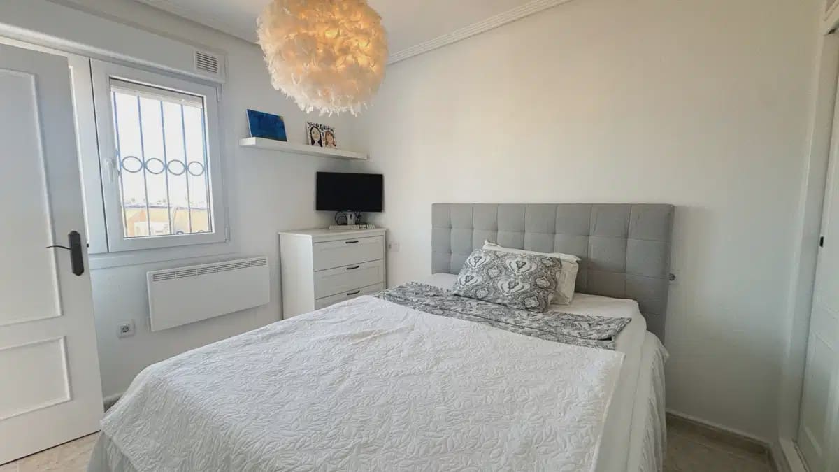 4 soverom Hus til salgs i Los Altos med svømmebasseng - € 314 900 (Ref: 10135635)
