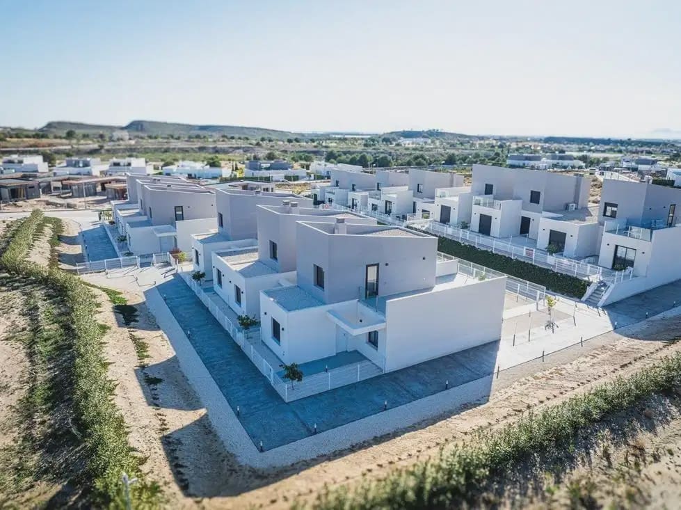 3 sovrum Hus till salu i Banos y Mendigo med pool garage - 315 500 € (Ref: 10135640)