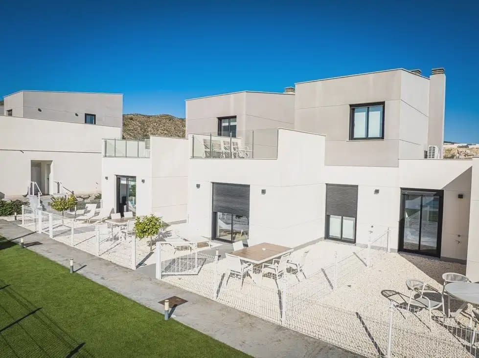 3 sovrum Hus till salu i Banos y Mendigo med pool garage - 315 500 € (Ref: 10135640)